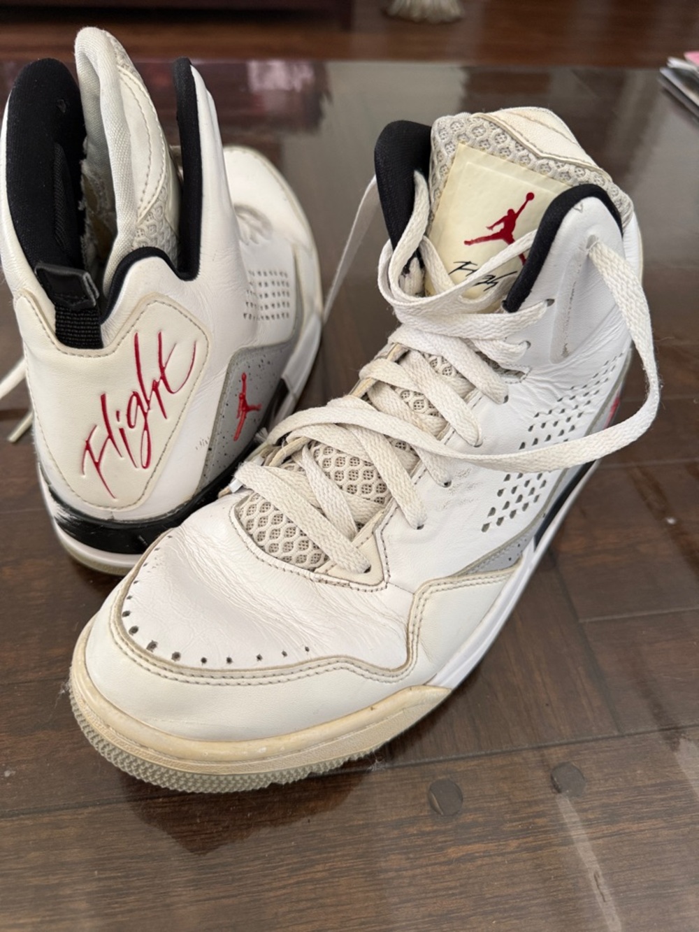 Nike Air Jordan SC-3 white cement leather white/gym red-wolf, grey-bl 629877-105